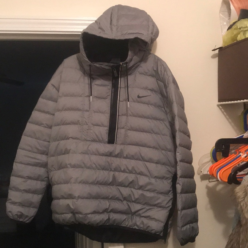 Nike Women’s Puffer Jacket/Coat